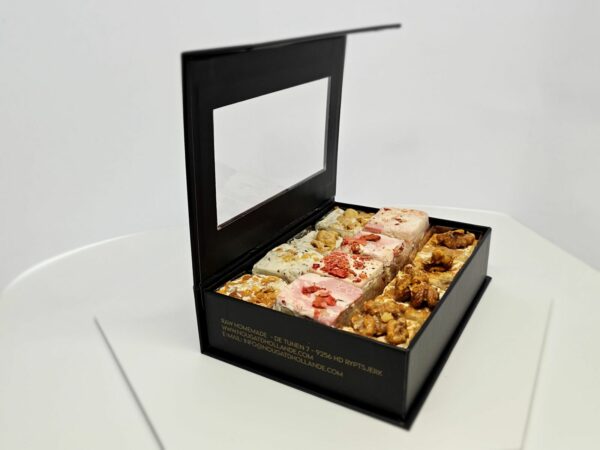 Nougat Cubes Large Giftbox